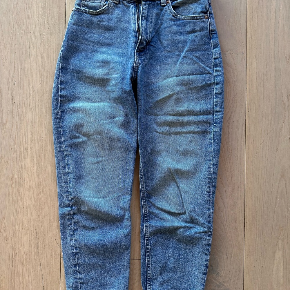 H&M Medium Denim Barrel Leg Jeans